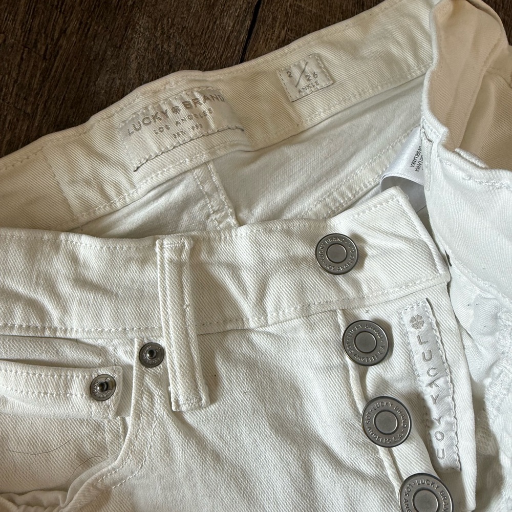Lucky Brand Women's Cream Button-Fly Jeans